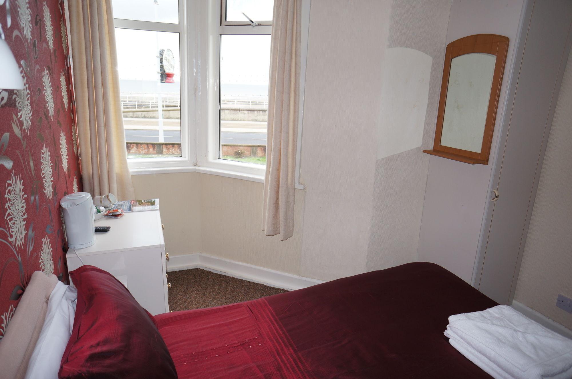 Hotel Ocean Bay Blackpool Exterior foto